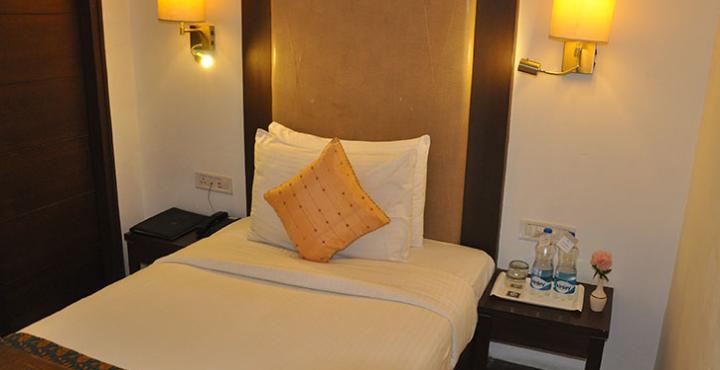 Hotel Clarks Collection Bhavnagar Exterior photo
